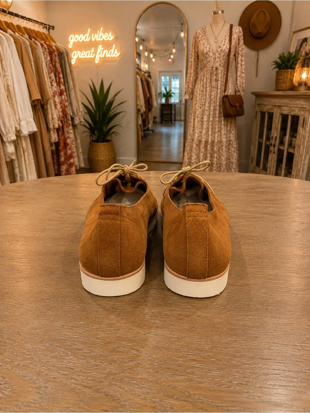 Nisolo Lightweight Flex Derby Tan Suede Shoes Men’s 10.5 NWT